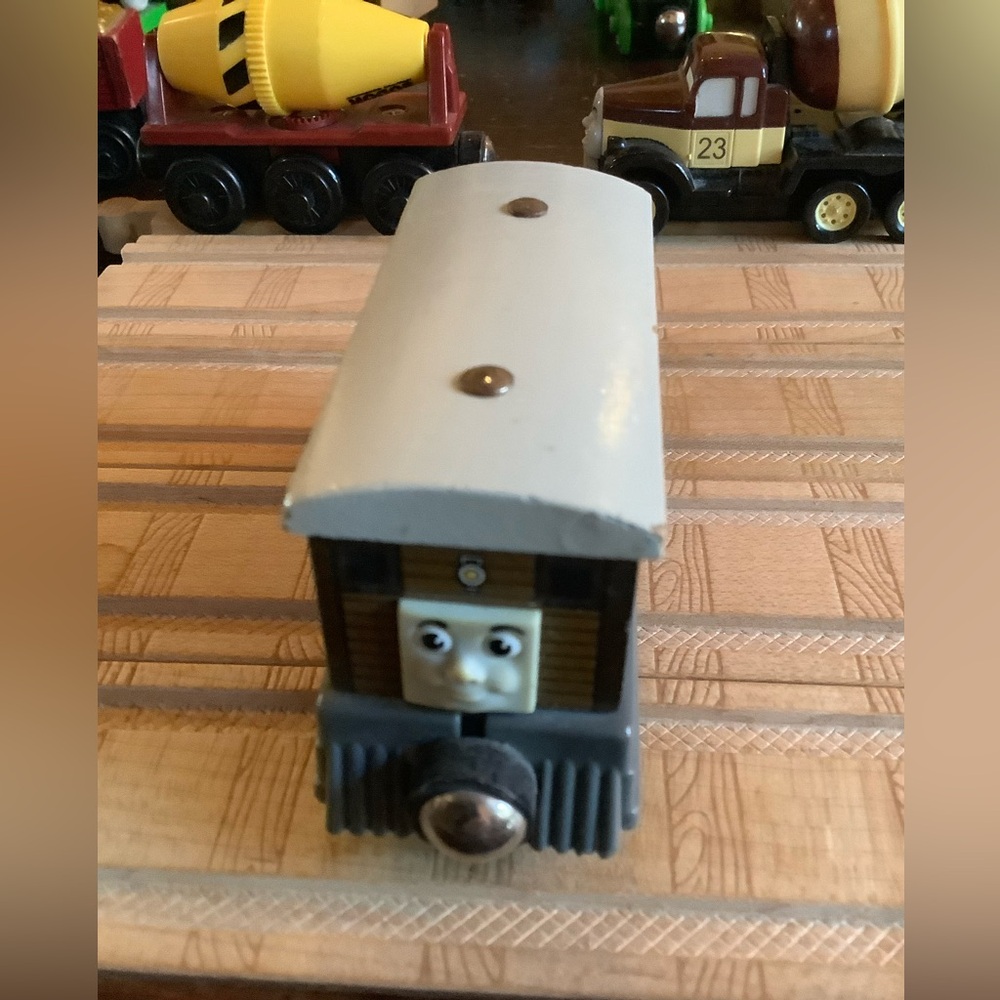 Toby Tram Engine Thomas the Train Wooden Railway Friends 1996 Learning Curve - Picture 2 of 4